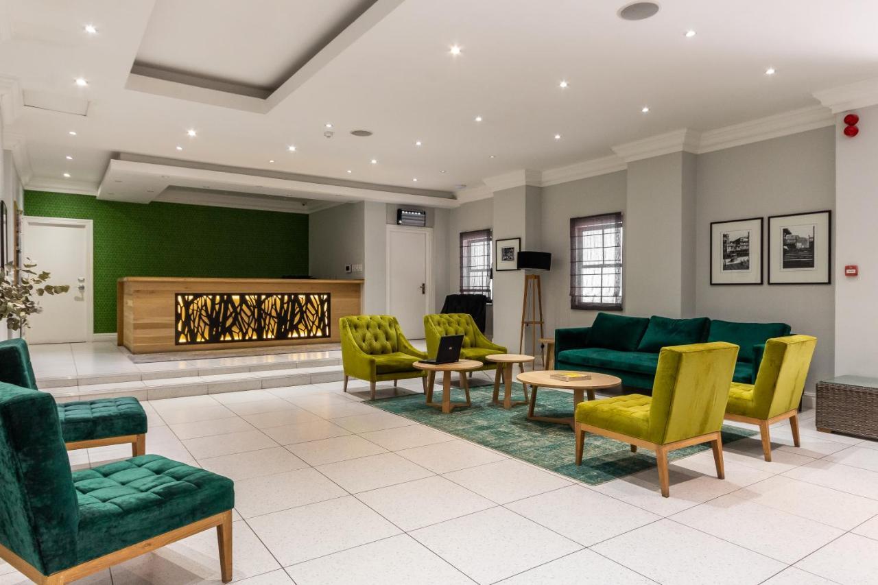 Trendy Apartment In Thibault Square City Centre Cidade Do Cabo Exterior foto